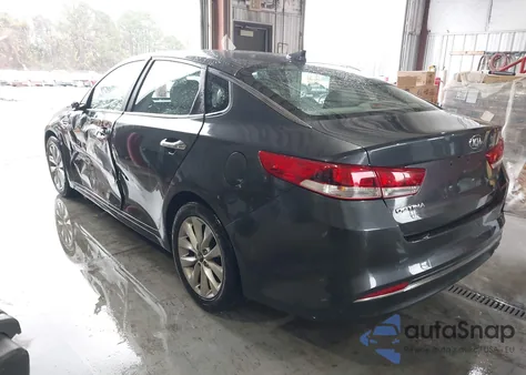 2017 Kia Optima Lx z USA, uszkodzony, nr VIN 5XXGT4L35HG133334